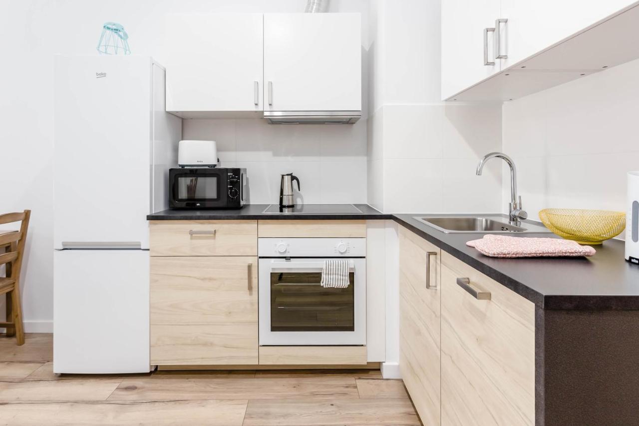 Chill Apartments Marywilska Warsawa Bagian luar foto