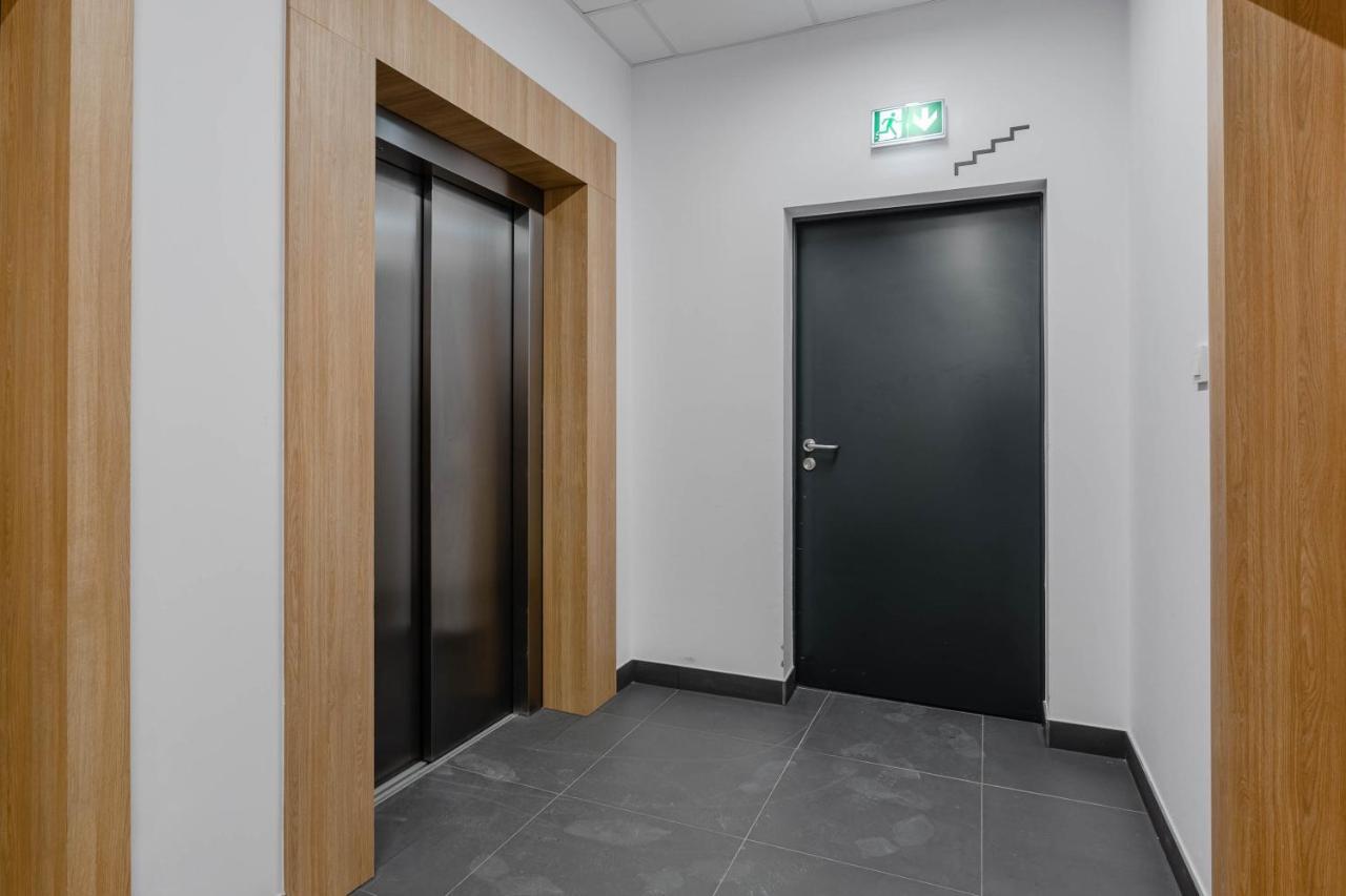 Chill Apartments Marywilska Warsawa Bagian luar foto