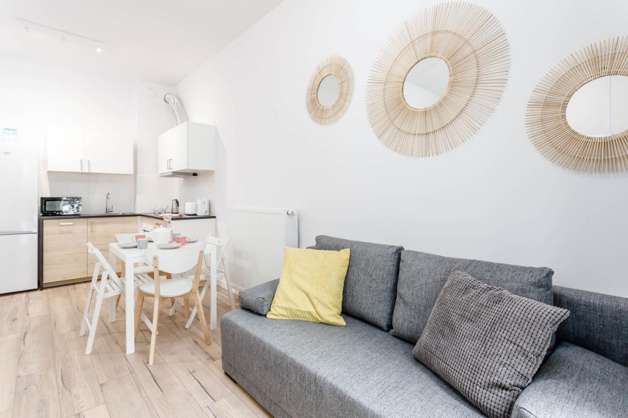 Chill Apartments Marywilska Warsawa Bagian luar foto